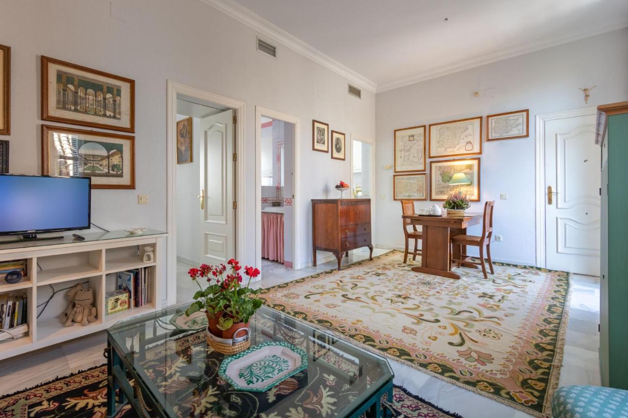 Santa Cruz Apartment, 2 pax, quiet&stil Séville Extérieur photo