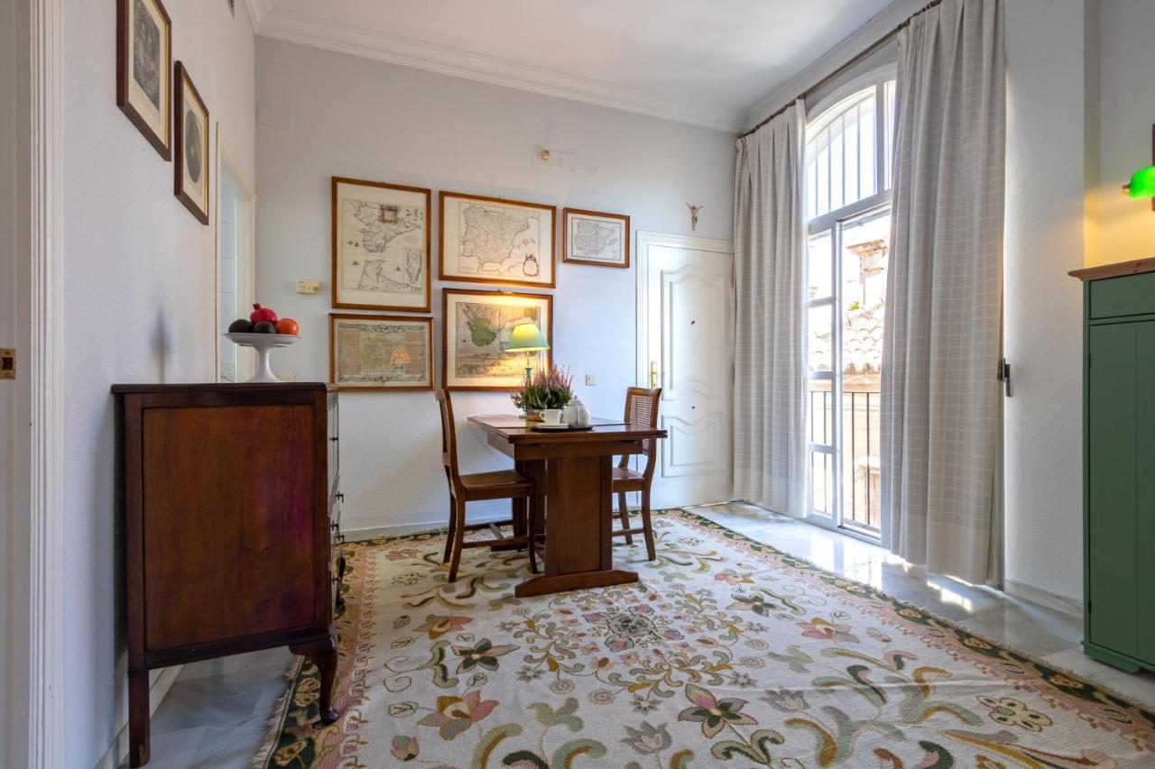 Santa Cruz Apartment, 2 pax, quiet&stil Séville Extérieur photo