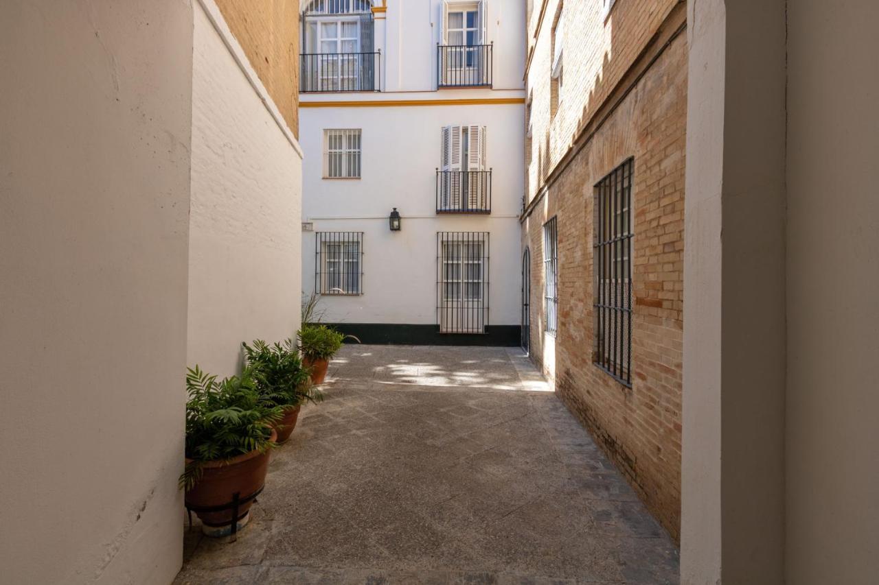 Santa Cruz Apartment, 2 pax, quiet&stil Séville Extérieur photo